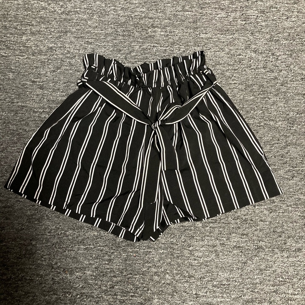 shein tie front paperbag shorts